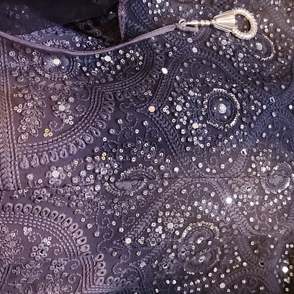 lehenga - Picture 4 of 4